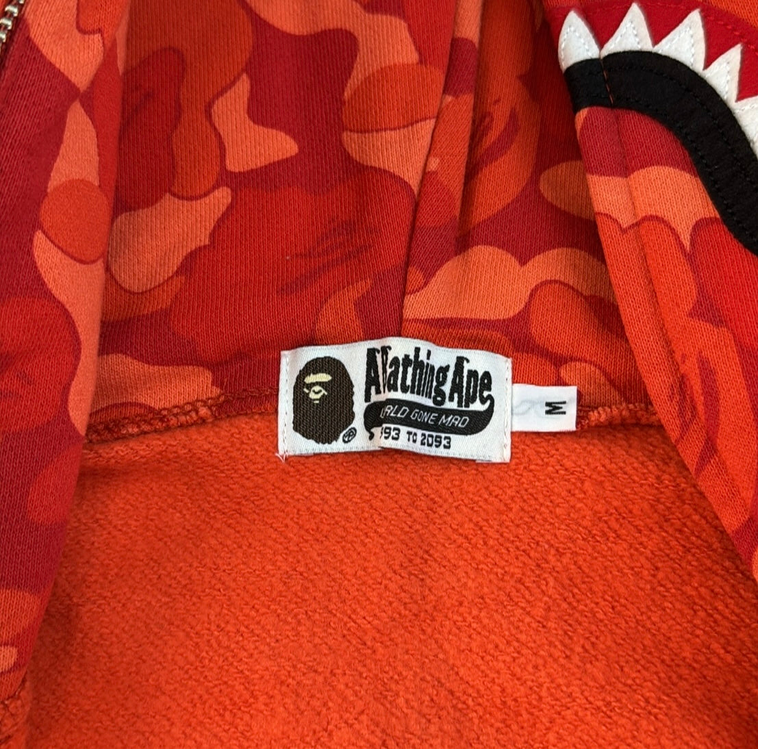 2016 Bape Seoul store open shark (Medium)