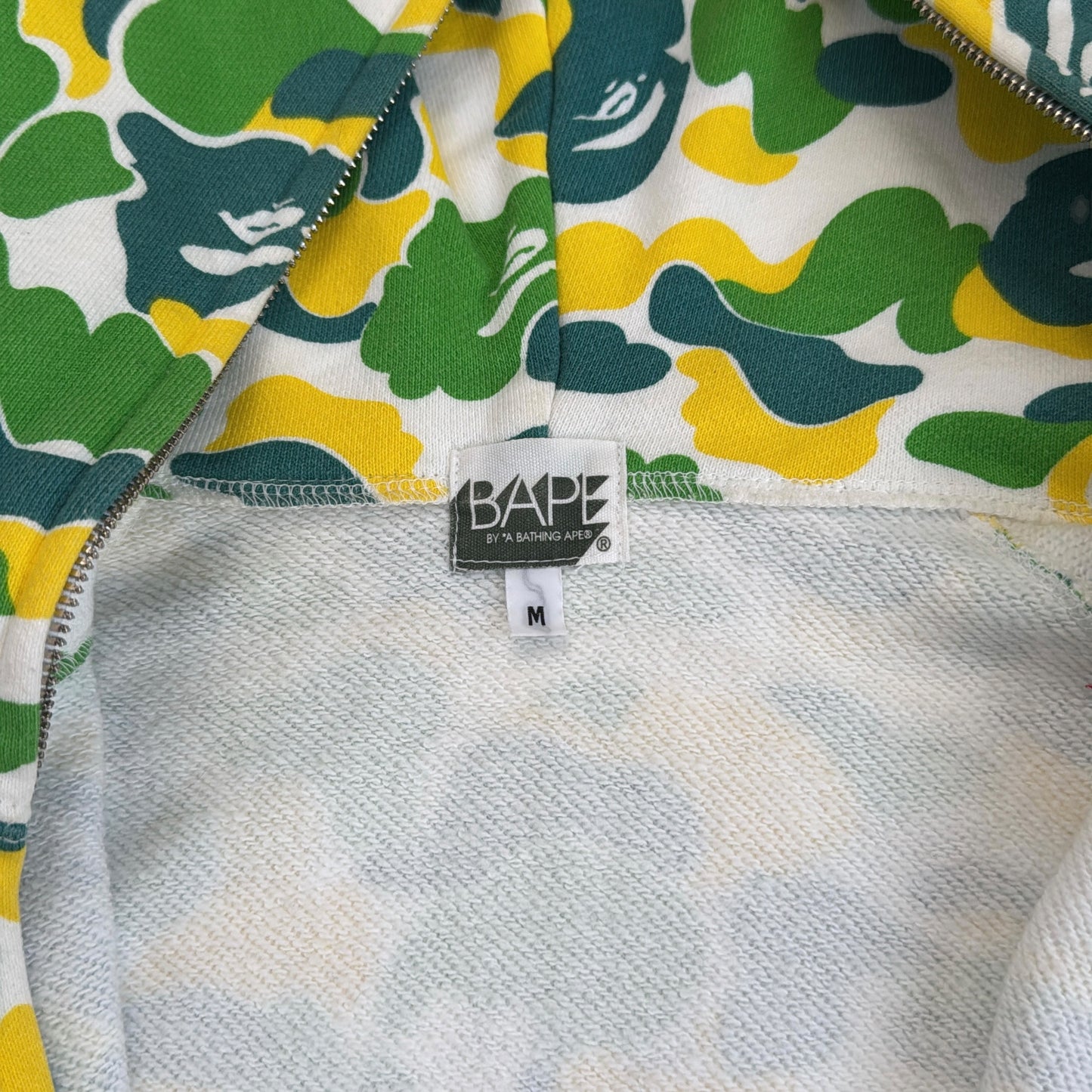 2006 Bape store Hong Kong store open camo hoodie (Medium)