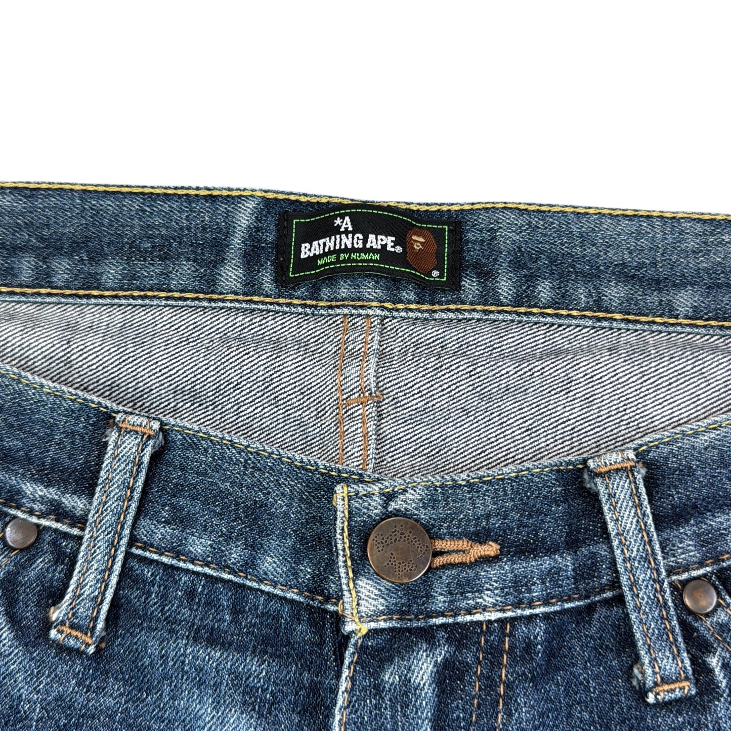 2009 Bape store Maebashi exclusive spellout shorts (Large)