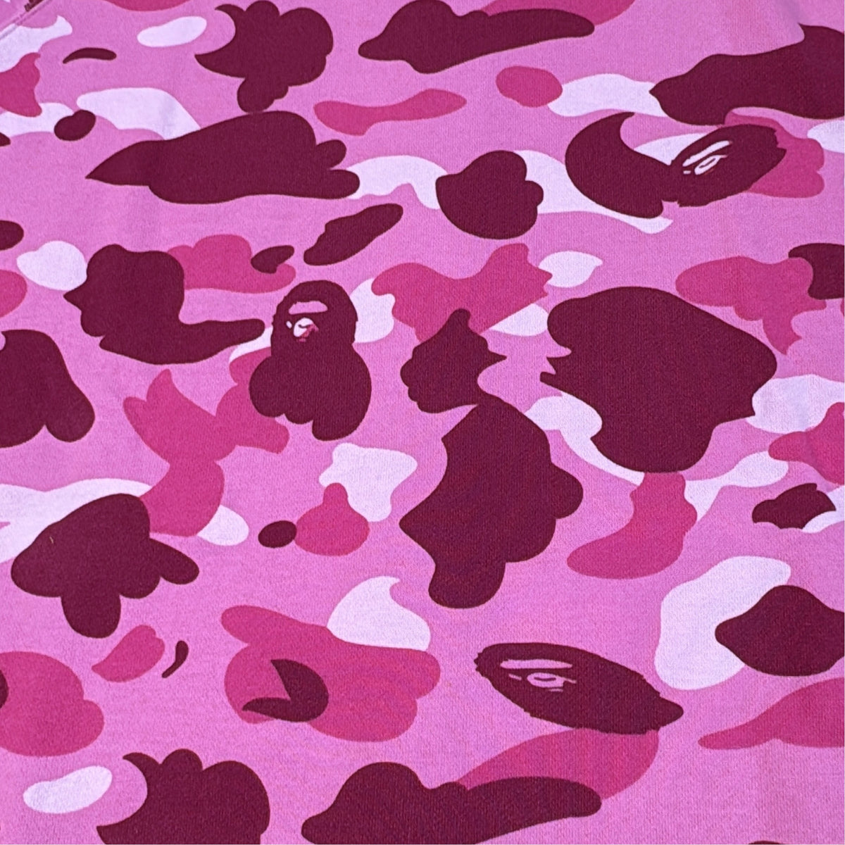 2005 Bape pink camo hoodie (Large)