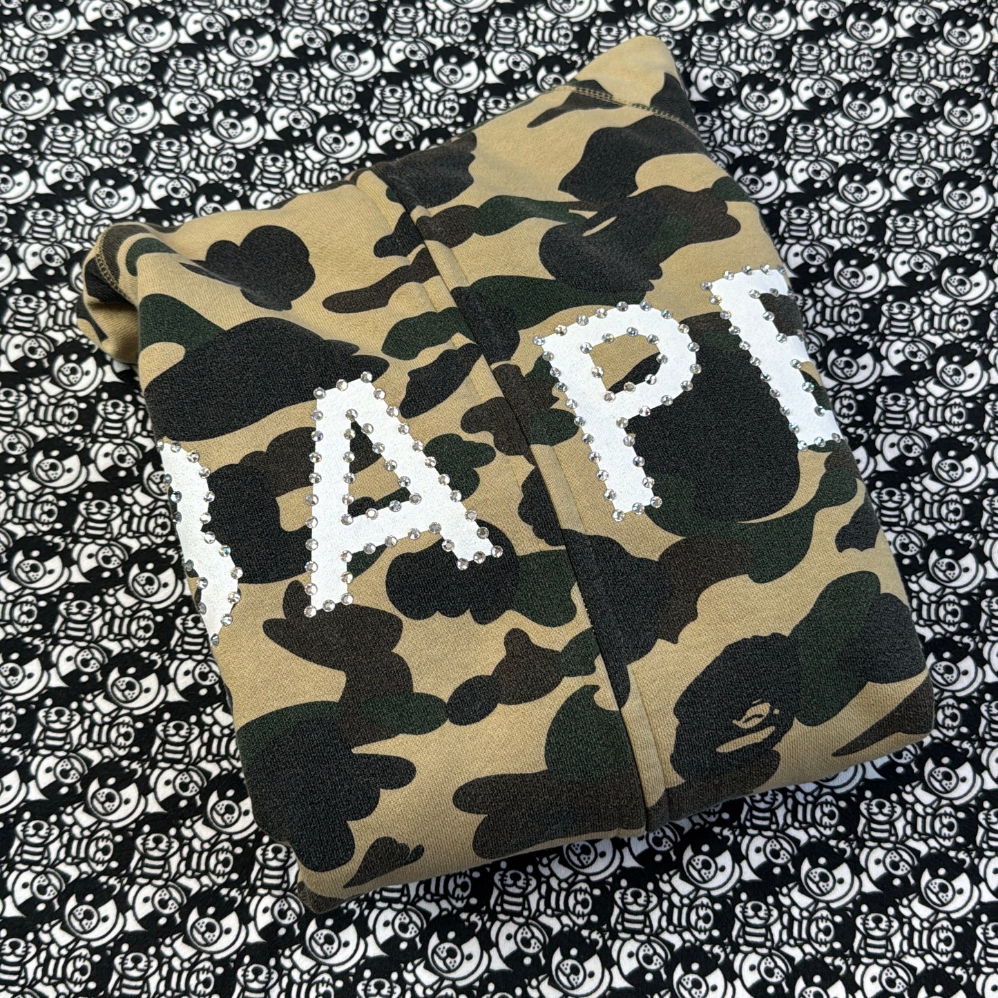 2001 BAPE Swarovski spellout NEW (Large)