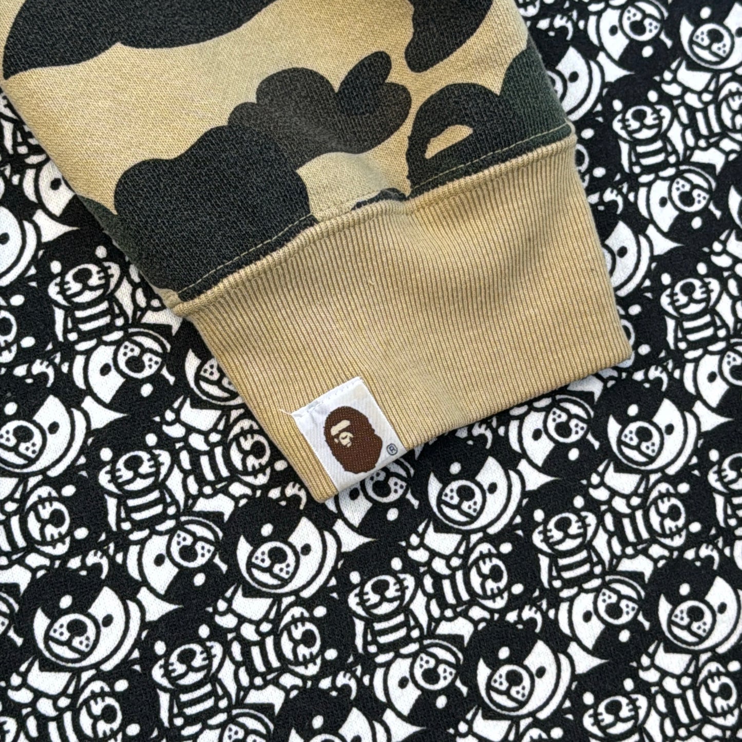 2001 BAPE Swarovski spellout NEW (Large)