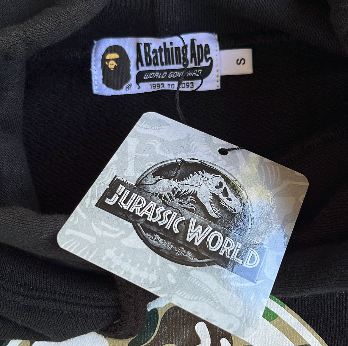 2018 Bape x Jurassic world hoodie (Small)
