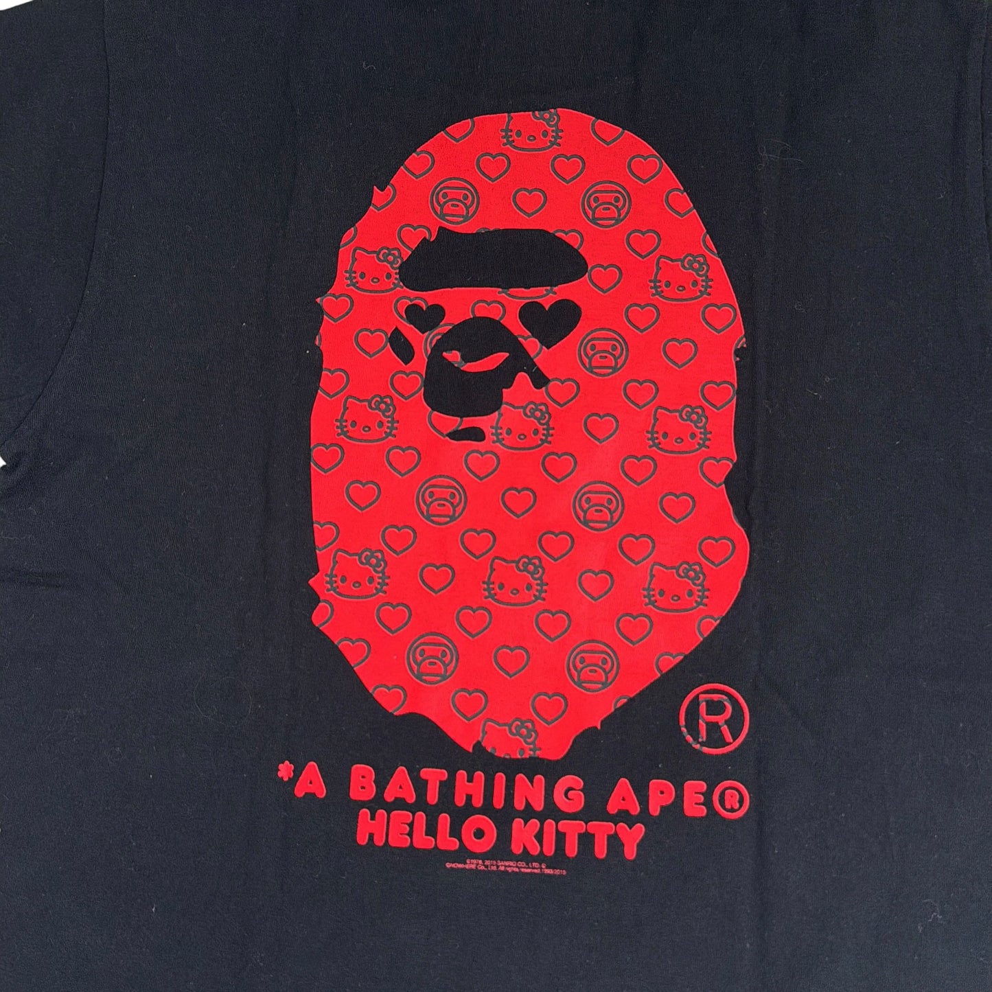 2015 Bape x hello kitty Valentine’s Day exclusive tee (Medium)