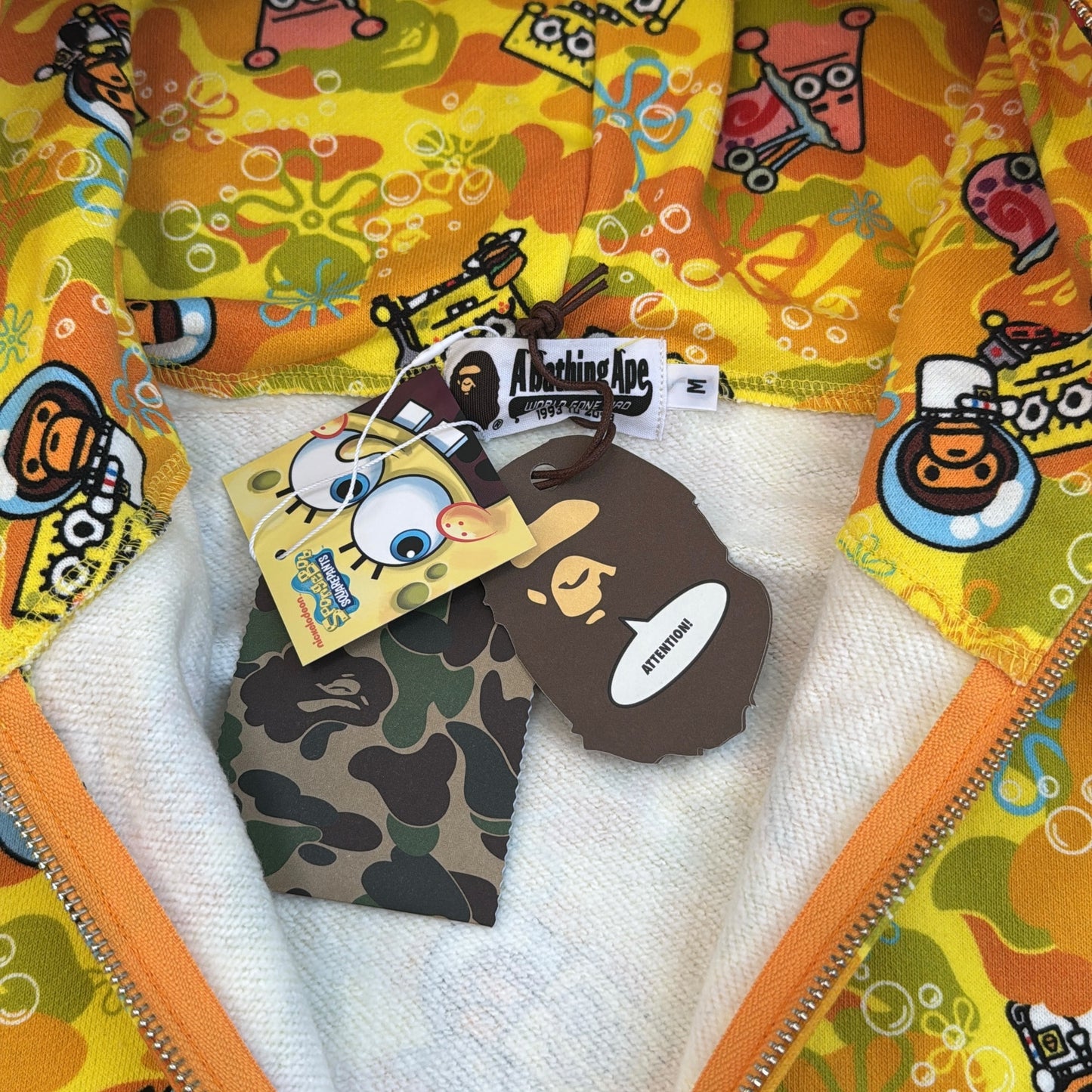 2014 Bape x SpongeBob shark hoodie (Medium)