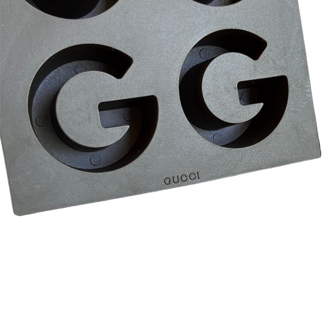 2000 Gucci ice tray (2)